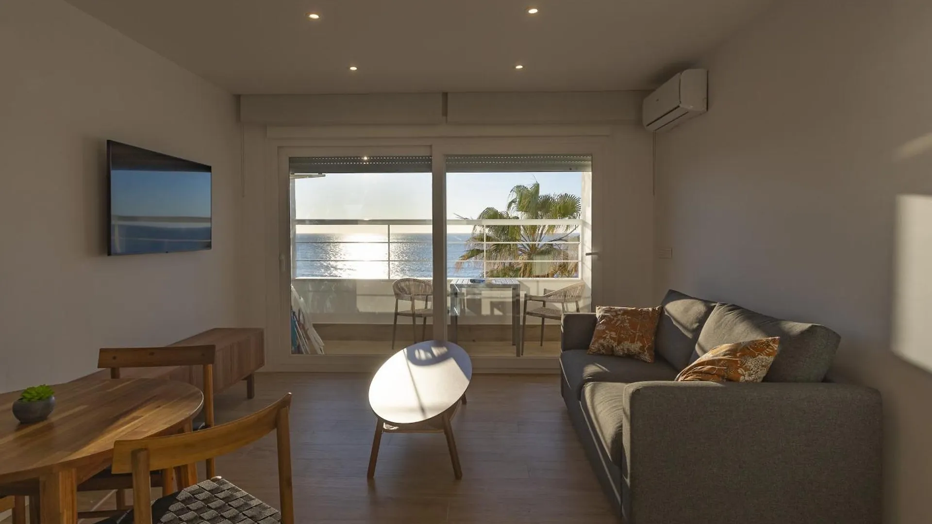 Delfin Sunny Home By Cadiz4Rentals 0*, Cadiz Spain