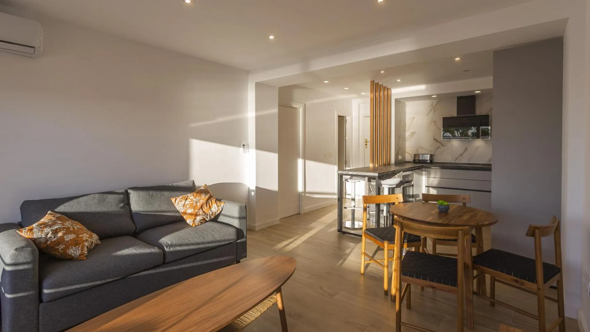 Delfin Sunny Home By Cadiz4Rentals 0*, Cadiz