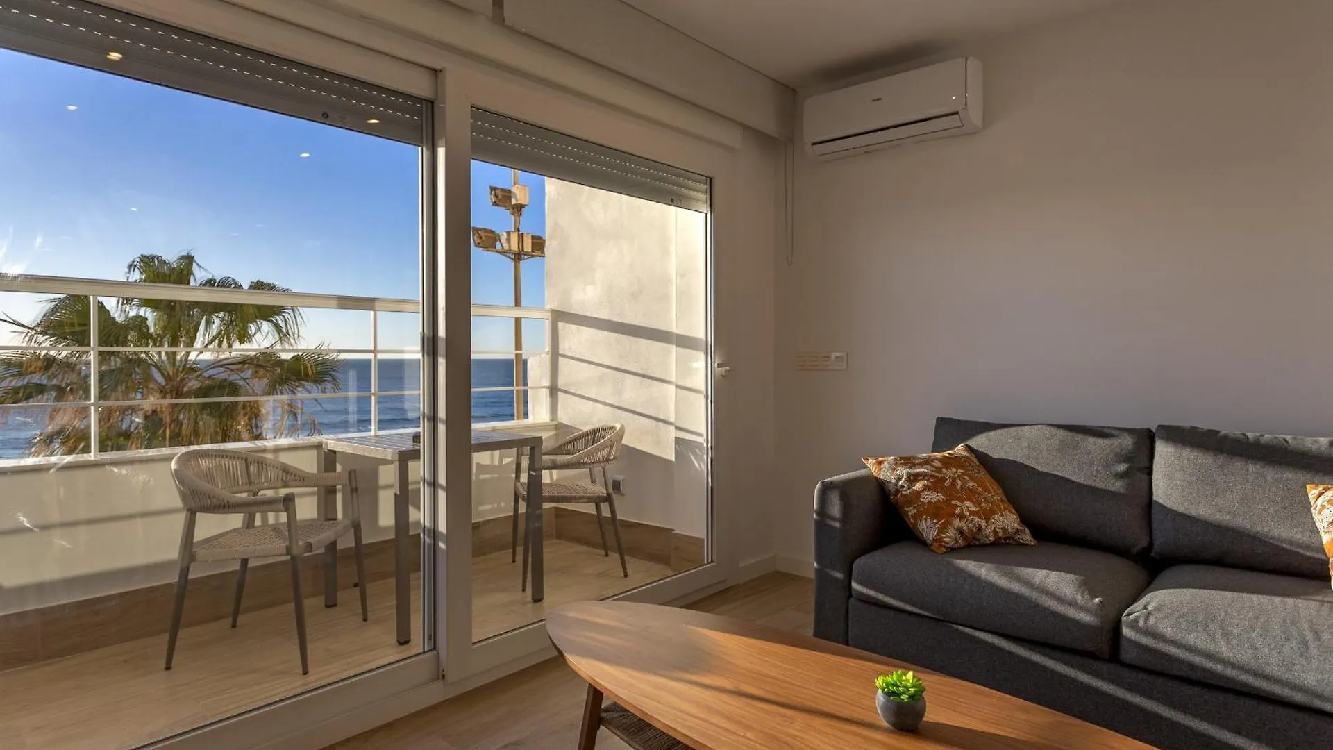 Delfin Sunny Home By Cadiz4Rentals 0*, Cadiz Spain